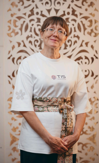 Учитель английского языка Кыргызско-Японской Частной Школы в Бишкеке — Угуржан Угур