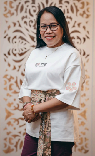 Учитель Кыргызско-Японской Частной Школы в Бишкеке — Кожобекова Жаннат Суйутбековна