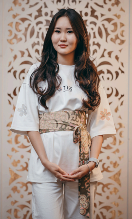 Учитель английского языка Кыргызско-Японской Частной Школы в Бишкеке — Фоярдо Филипп Палиг-Ад