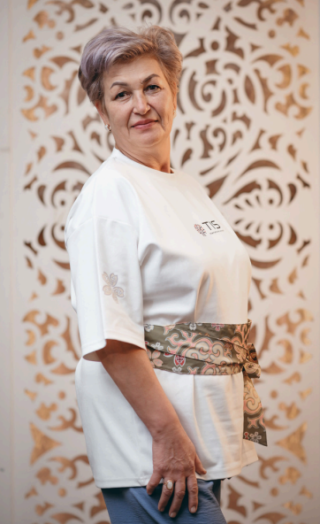 Учитель английского языка Кыргызско-Японской Частной Школы в Бишкеке — Фоярдо Филипп Палиг-Ад